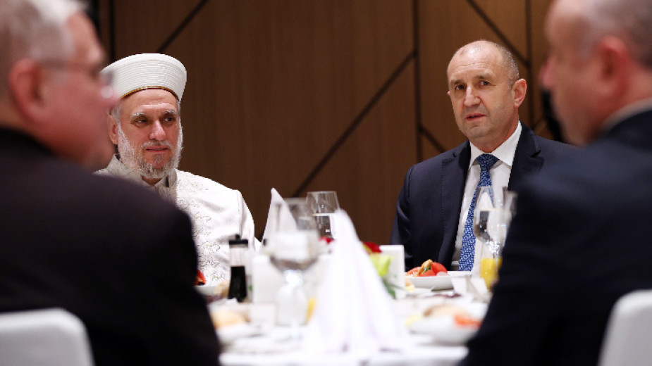 Radev, Ramazan ayının ilk iftarına ev sahipliği yaptı