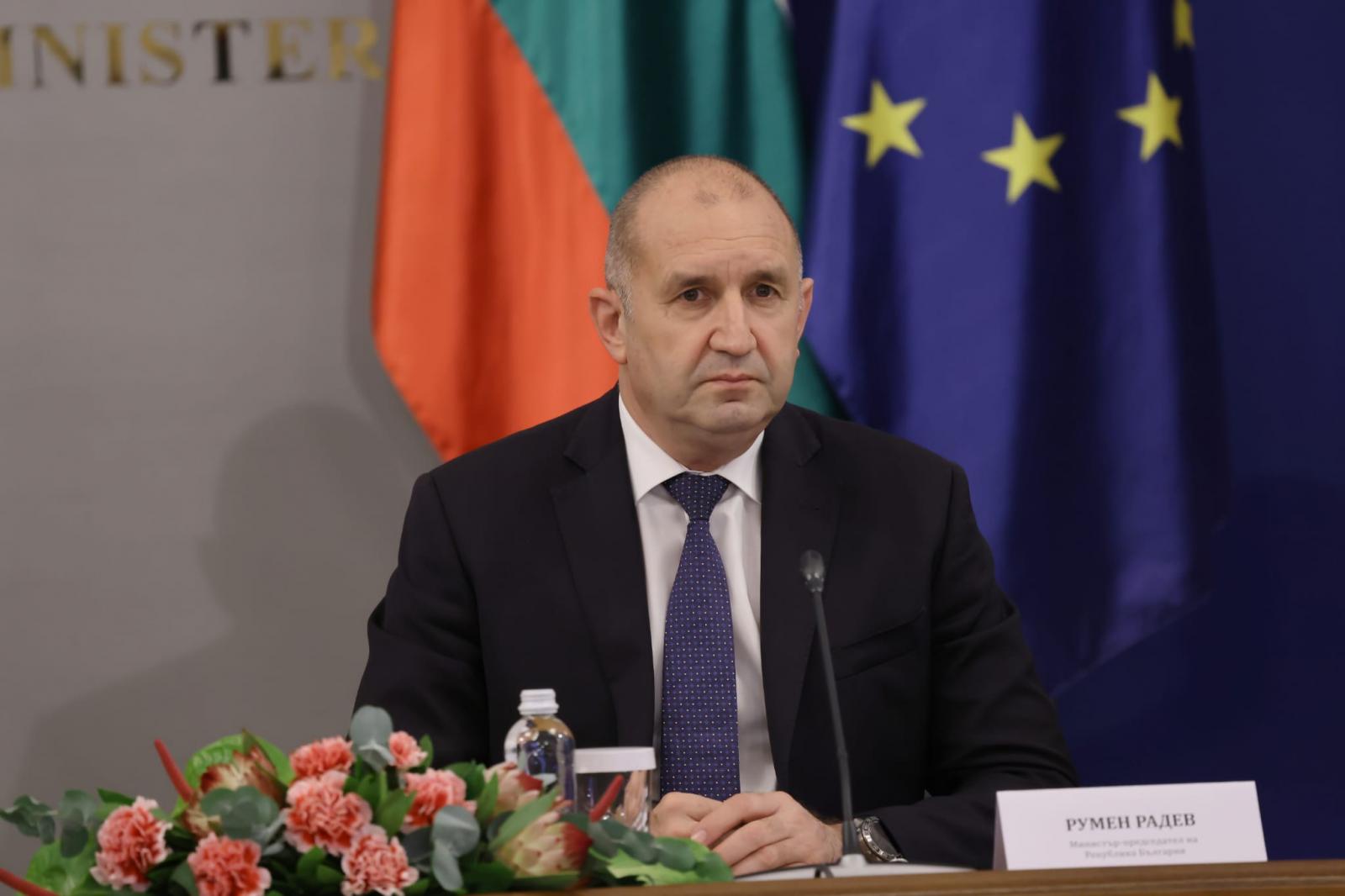 Bulgaristan Hükümeti Ukrayna’ya Silah Sevkiyatını Durduruyor