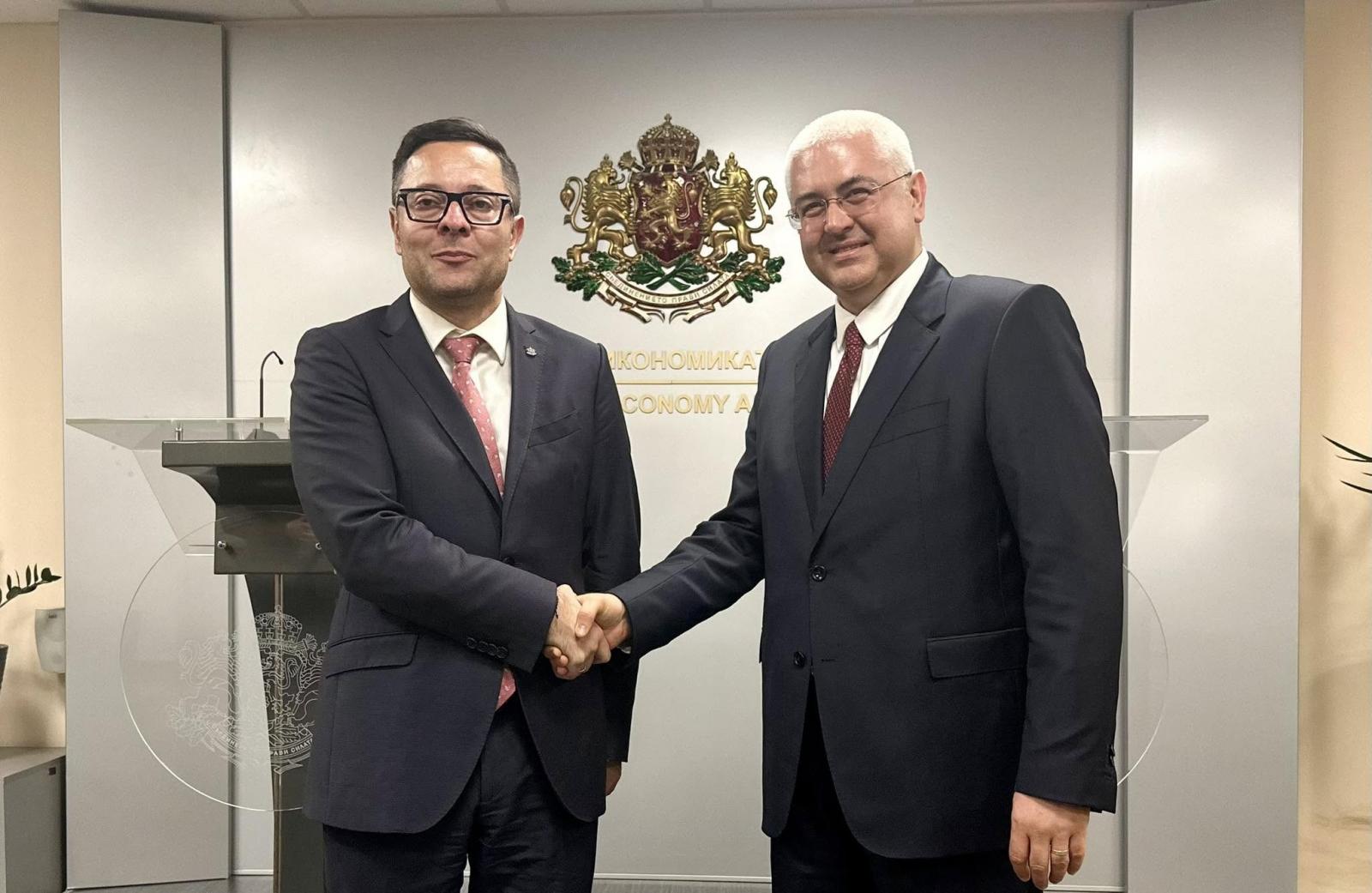 Büyükelçi Uyanık, Bulgaristan Başbakan Yardımcısı Pulev ile Görüştü