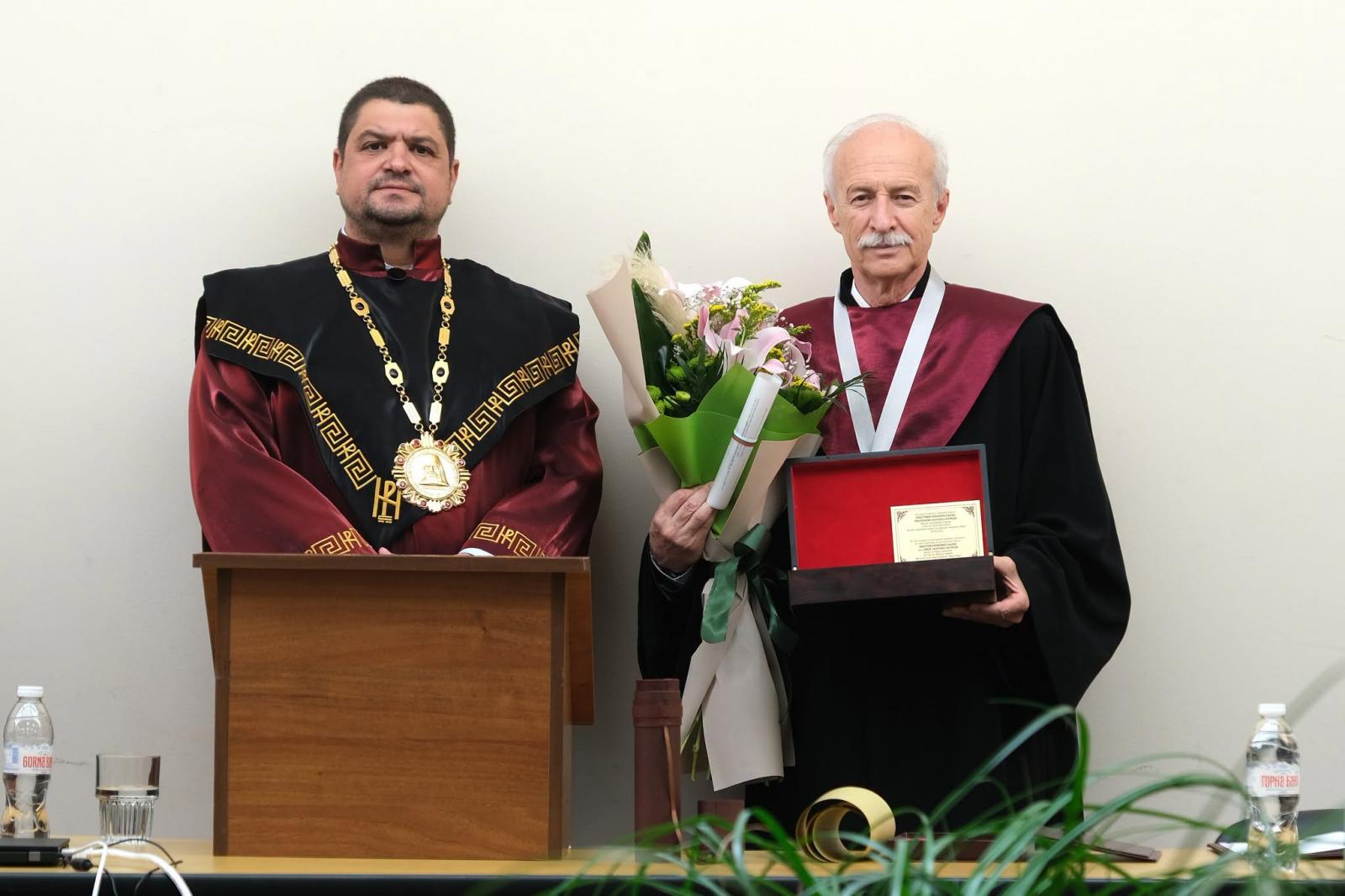 Trakya Üniversitesi Heyetinden Bulgaristan Başmüftüsü Dr. Ahmed Hasanov’a Ziyaret
