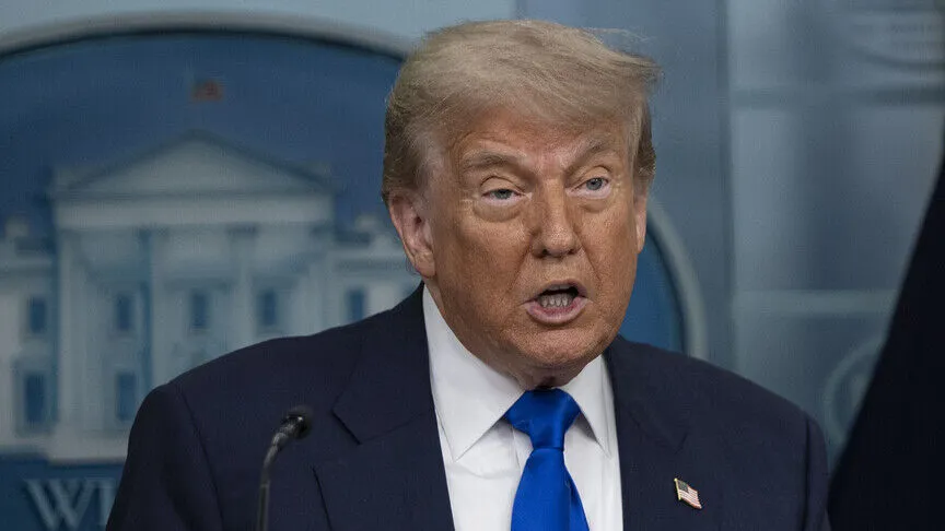 Trump, İran’ın nükleer silaha sahip olmayacağını yineledi