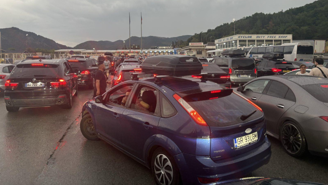 Kapitan Andreevo ve Kalotina’da sınır trafiği yoğun